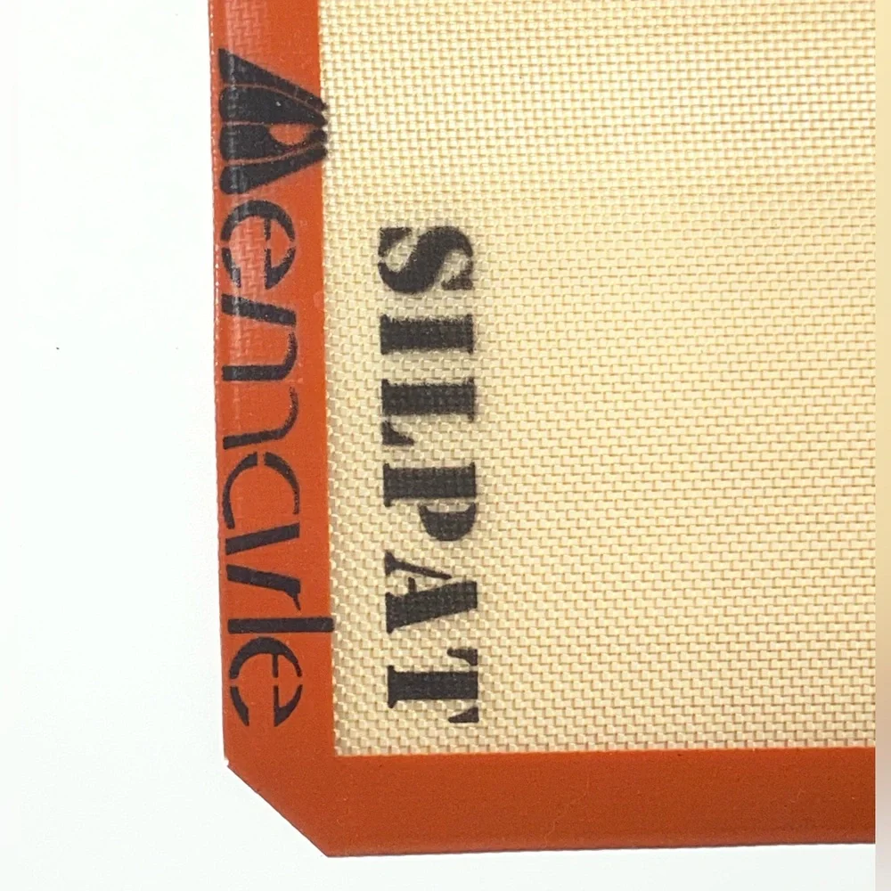 NWT Set 3 Williams Sonoma Friends Spatula Silpat French Baking Mat Oven Glove
